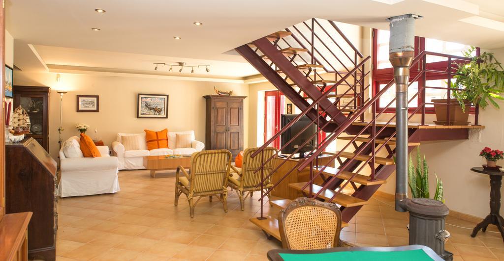 Casa Palheiro Amarelo Da Biarritz Vila Costa Nova Exterior foto